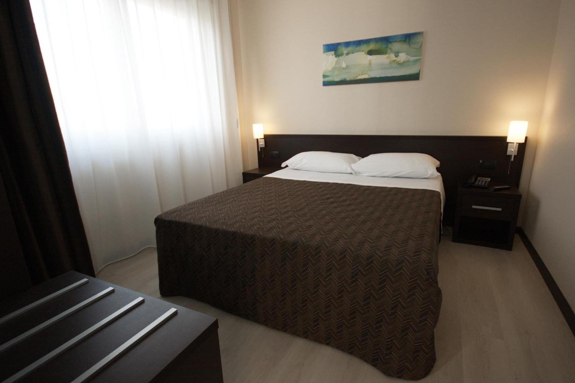 Guest House Residence Μεσίνα Εξωτερικό φωτογραφία