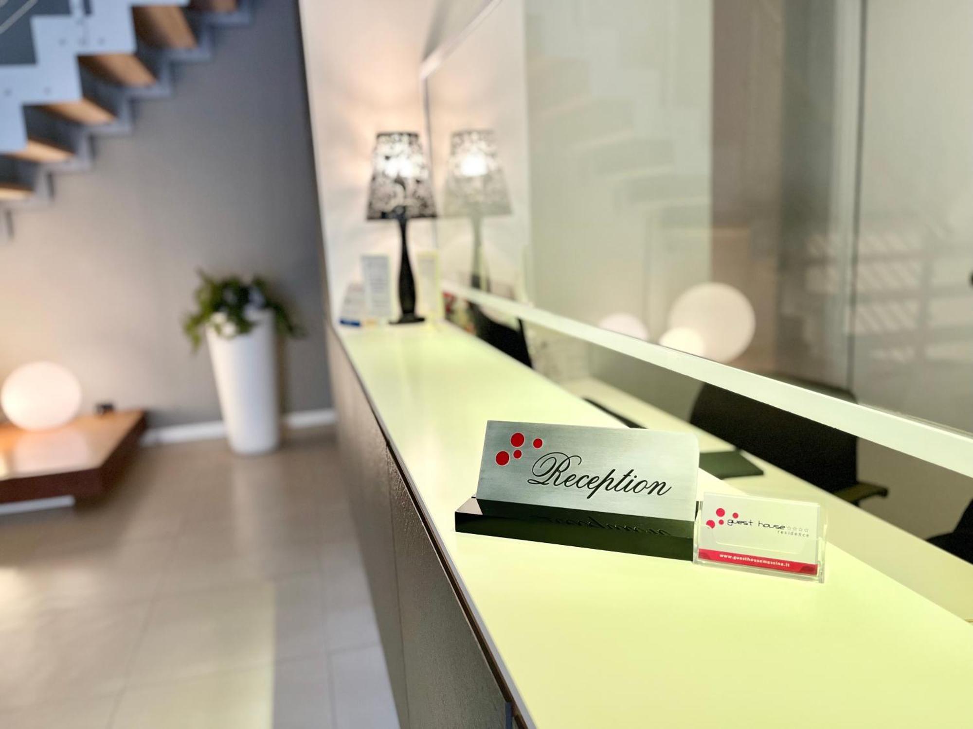 Guest House Residence Μεσίνα Εξωτερικό φωτογραφία